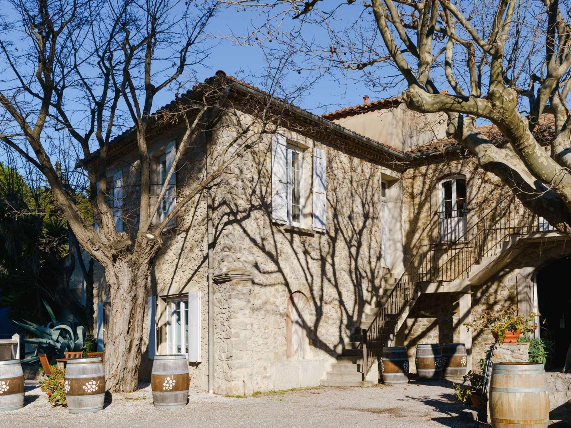 Spacieux Dans Domaine Viticole A 2 Km De Narbonne-plage, 3 Chambres, Acces Wifi Inclus - Fr-1-409-180
